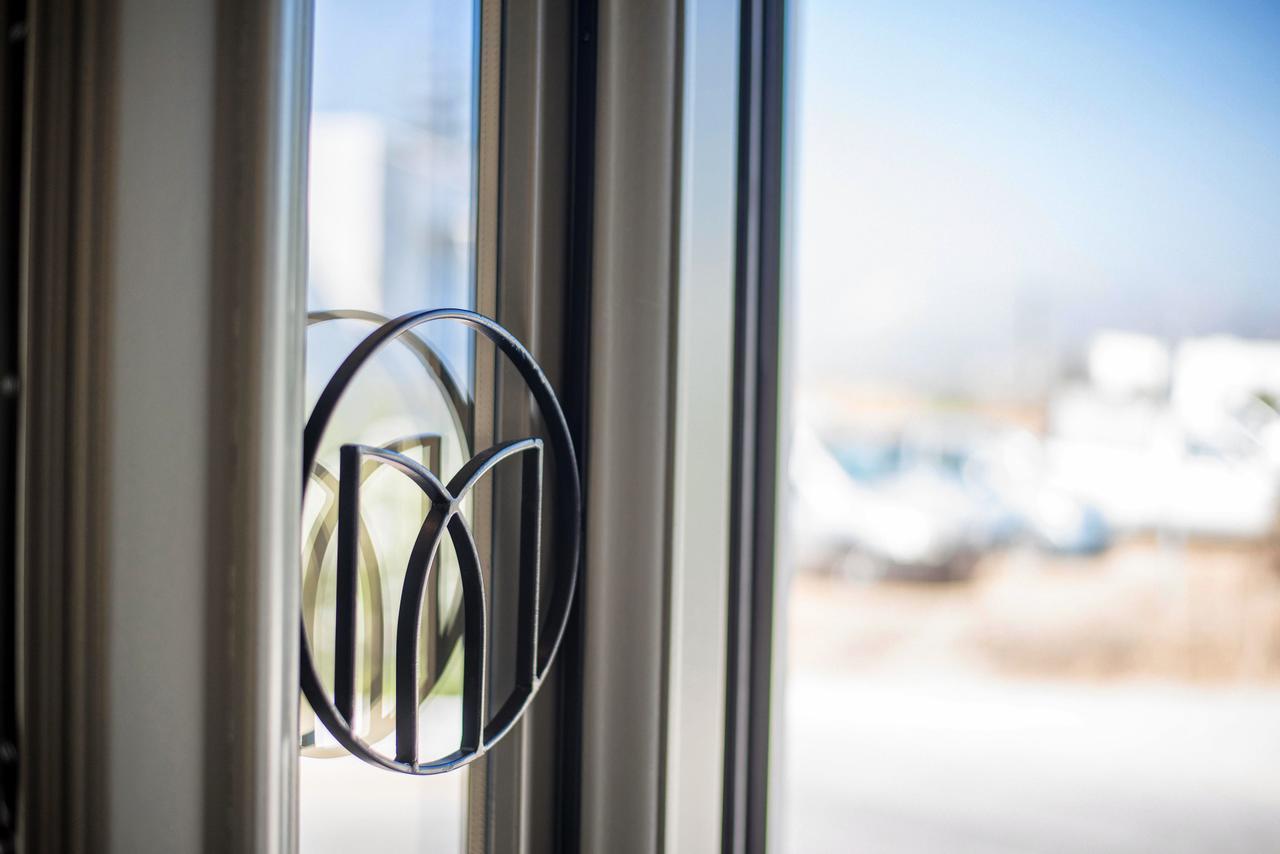 Melidron Hotel & Suites 아기오스프로코피오스 외부 사진